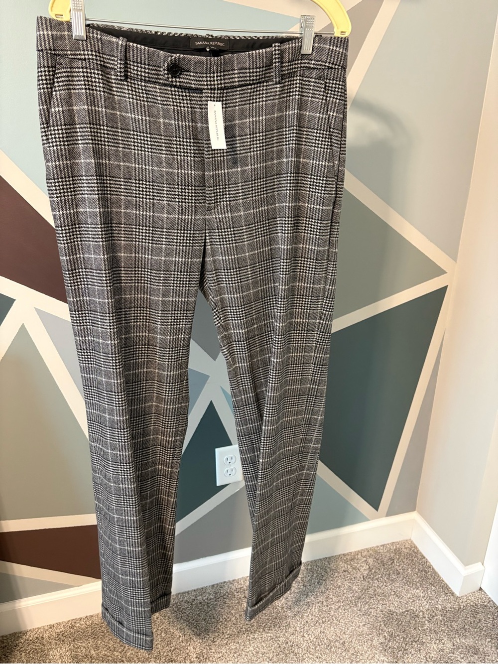 Banana Republic Black and Gray Glen Plaid Dress Pants
